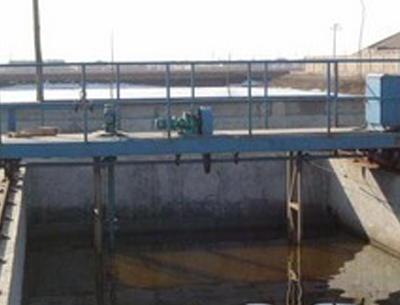 ZQ(B)GN型周邊傳(chuan)動全(半)橋(qiao)式刮泥機(jī)